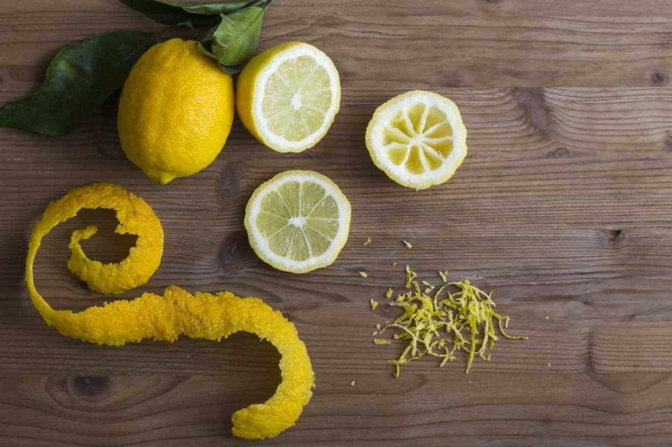 6 usi intelligenti della buccia di limone