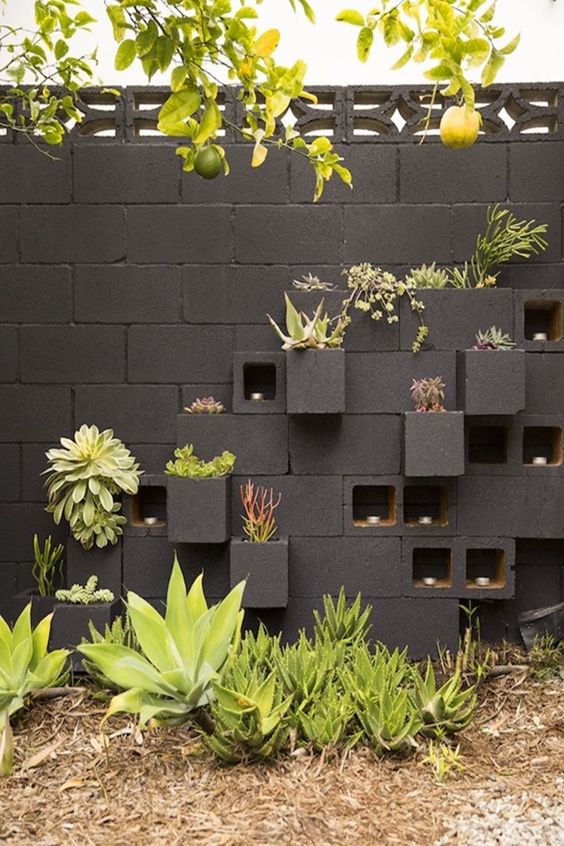 blocchi di cemento 10 progetti Creative Cinder Block Garden Projects10