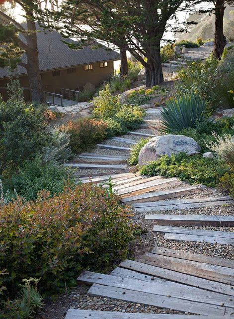 idee per scale da giardino Easy And Cheap Garden Stair Ideas04