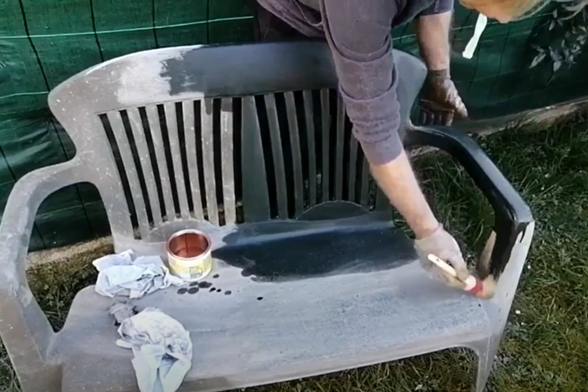 Come rinnovare tavoli e sedie da giardino. Metodo semplicissimo!