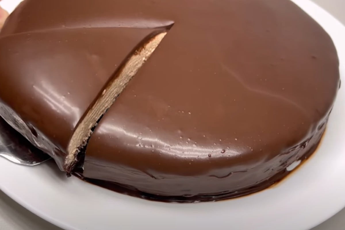  Dolce cremoso al cioccolato: il dolce per le feste pronto in 5 minuti!