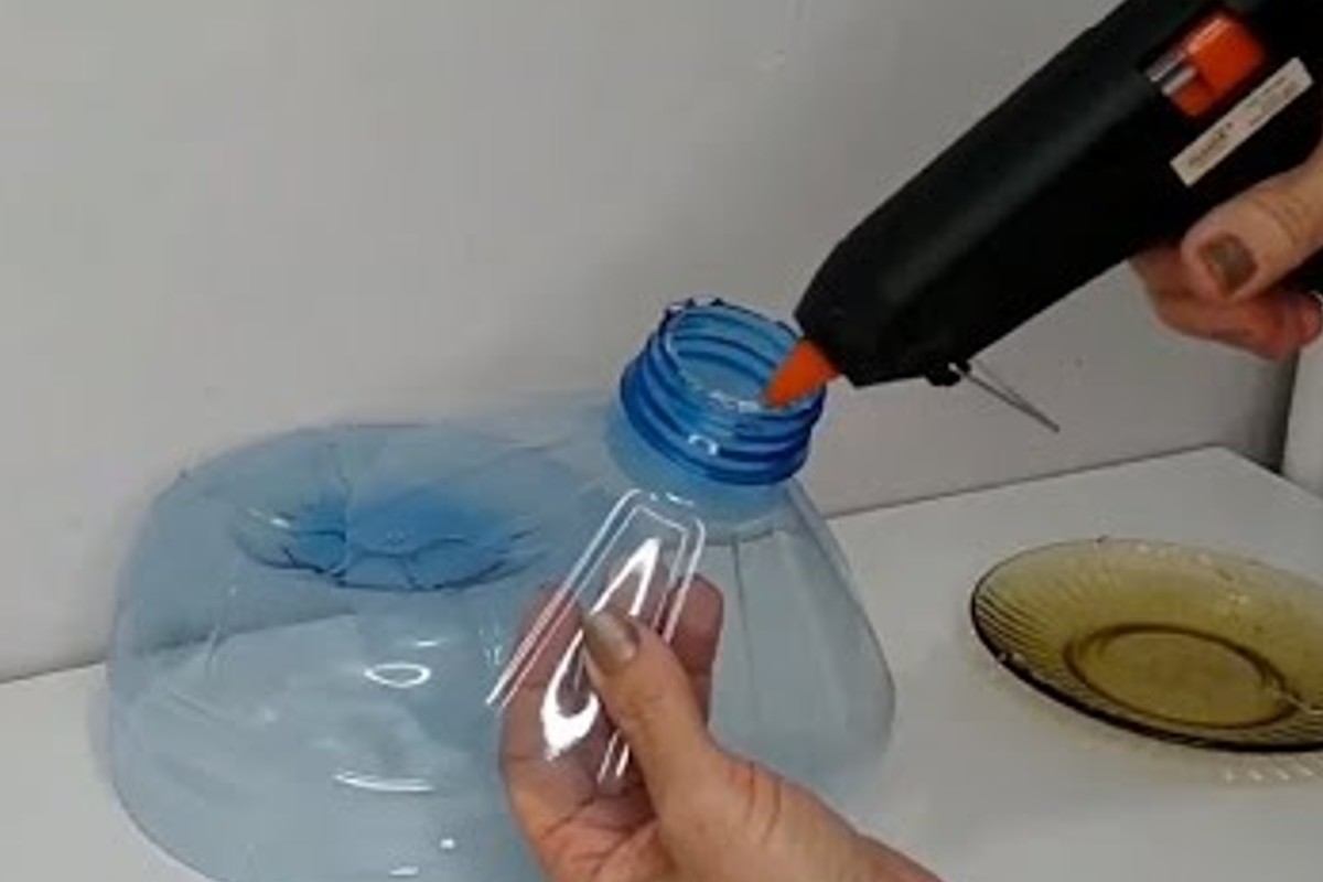 riciclare i bottiglioni di plastica riciclo bottiglioni di plastica