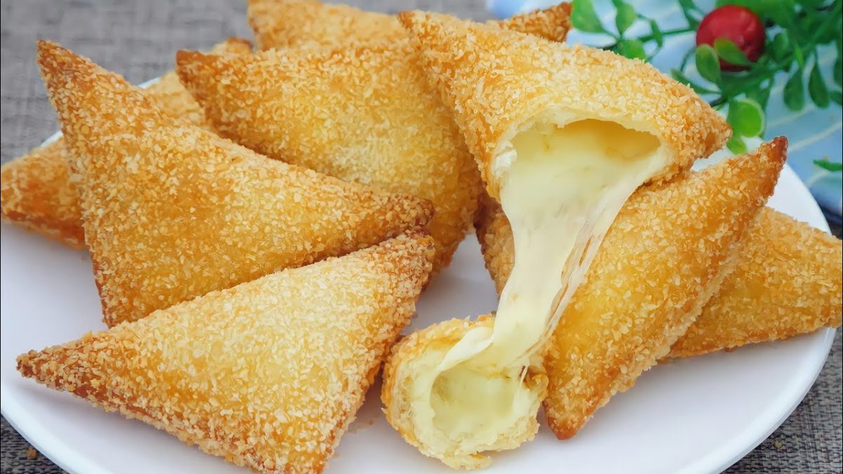Tramezzini ripieni con patate e formaggio: Gustosi e veloci!