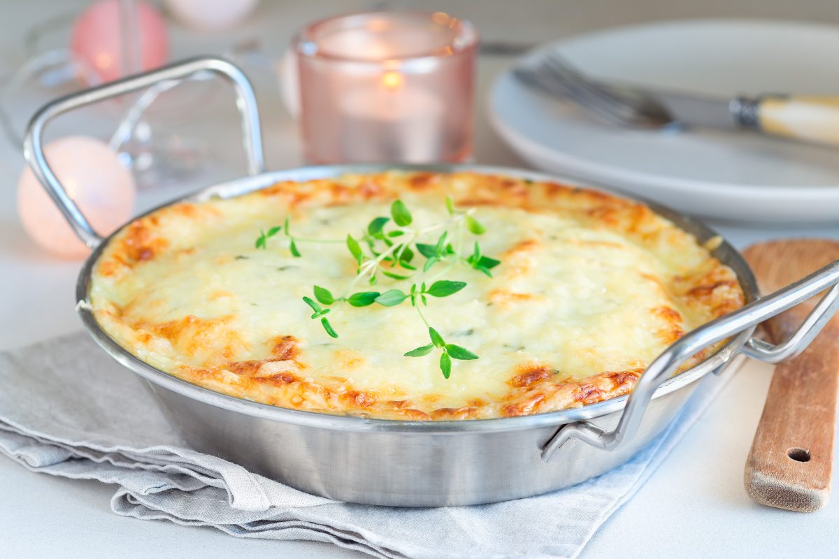 Parmigiana bianca di patate: la ricetta facile e veloce!