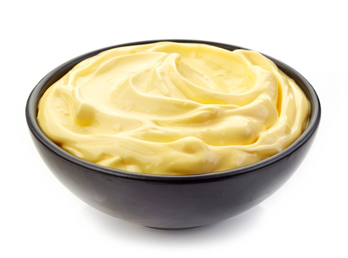 crema allo yogurt semplice AdobeStock 92390136