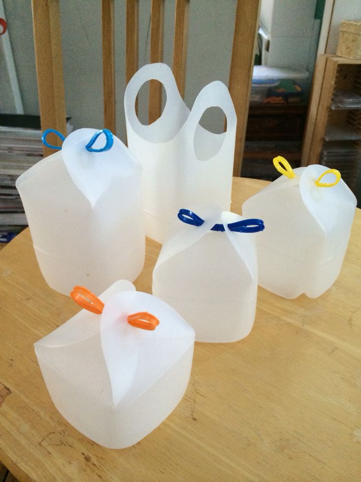 bottiglie in plastica tanto riusi 979097dc070fde756d76787fceefdddf milk bottle crafts plastic milk bottle ideas